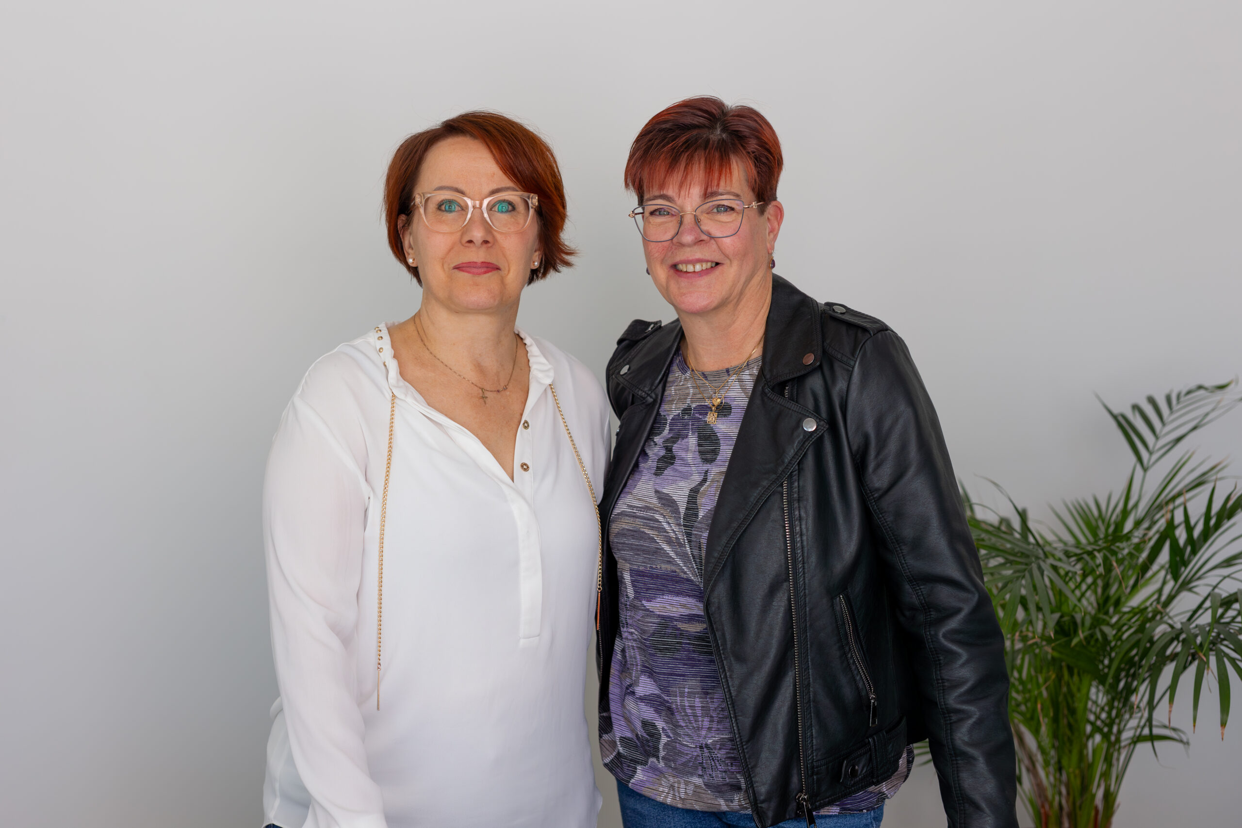 Outi Saarela ja Jaana Viljanen